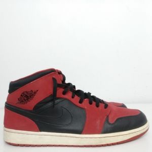 Nike Air Jordan Retro 1 Mid Bred 554724 005